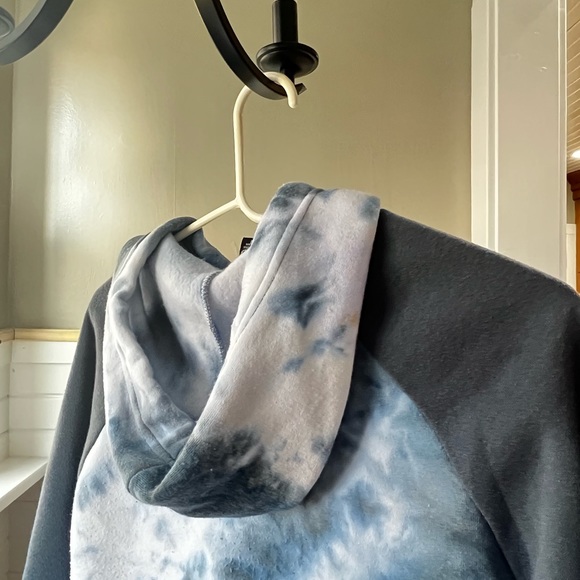 Very warm! - Picture 2 of 3